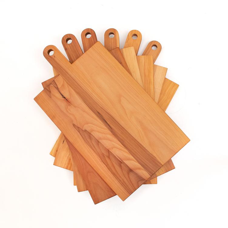 Schneidebrett aus Massivholz, Bogen33 & Partner, Diverses, Wohnmöbel