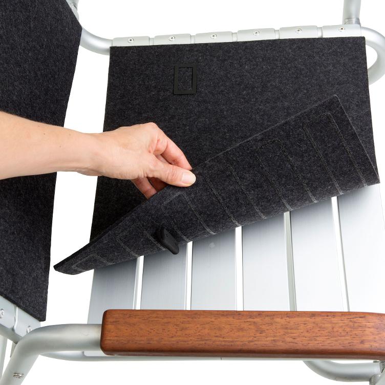 Assise et dossier en feutre pour chaise Alu7 de Seledue
