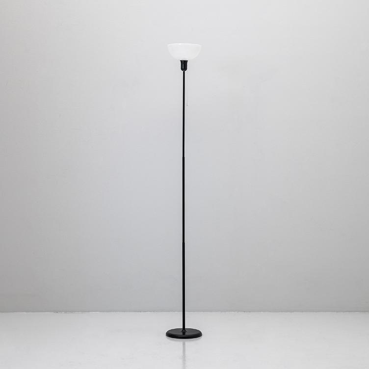 Stehleuchte von Lehni | 168 und 180 cm, Lehni, Andreas Christen, Stehleuchten, Leuchten