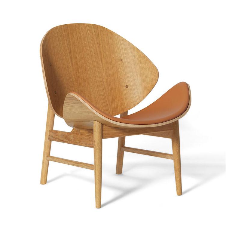 The Orange Chair von Hans Olsen | Holz gepolstert, Warm Nordic, Hans Olsen, Sessel, Wohnmöbel