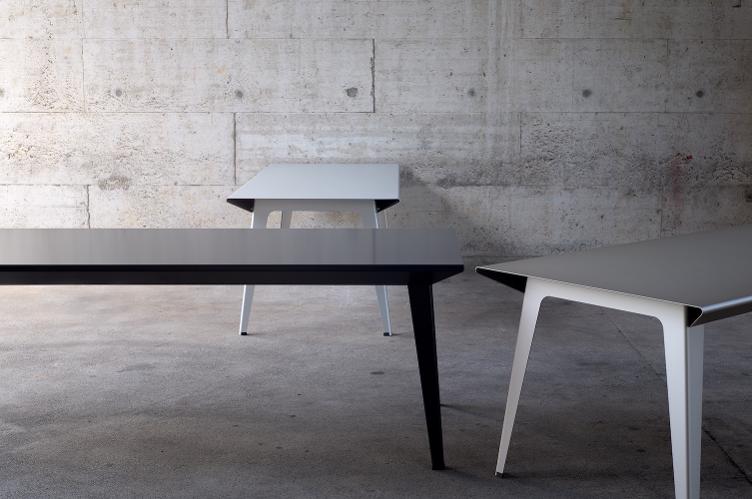 Tisch Flex 2.0 von Lehni | 200-240 x 90 x 74 cm, Lehni, Hanspeter Weidmann, Tisch, Wohnmöbel