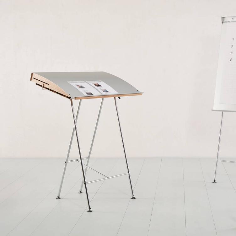 Unistehpult von Atelier Alinea, Atelier Alinea, Ueli Biesenkamp, Tisch, Wohnmöbel