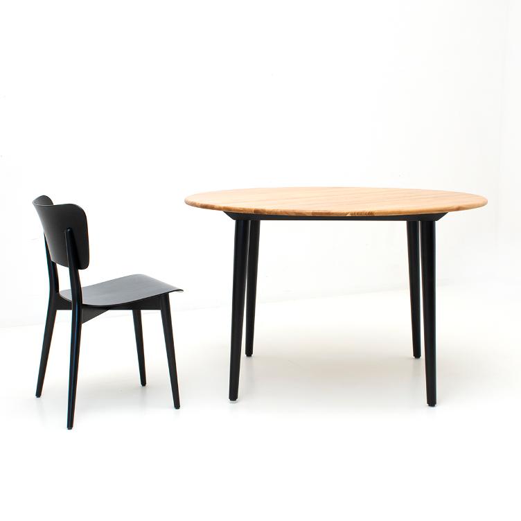 Viena Tisch von Seledue | rund Ø 100 / 120 cm, seledue, Stefan Zwicky, Tisch, Wohnmöbel