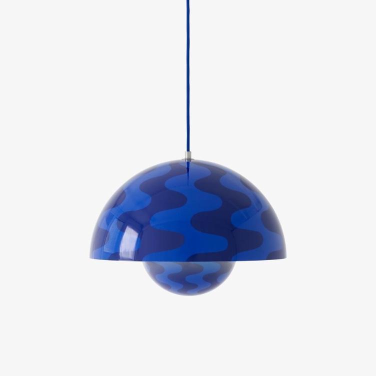 Flowerpot VP7 Pendelleuchte von Verner Panton | Ø 37 cm | Restbestände, &Tradition, Verner Panton, Hängeleuchten, Leuchten